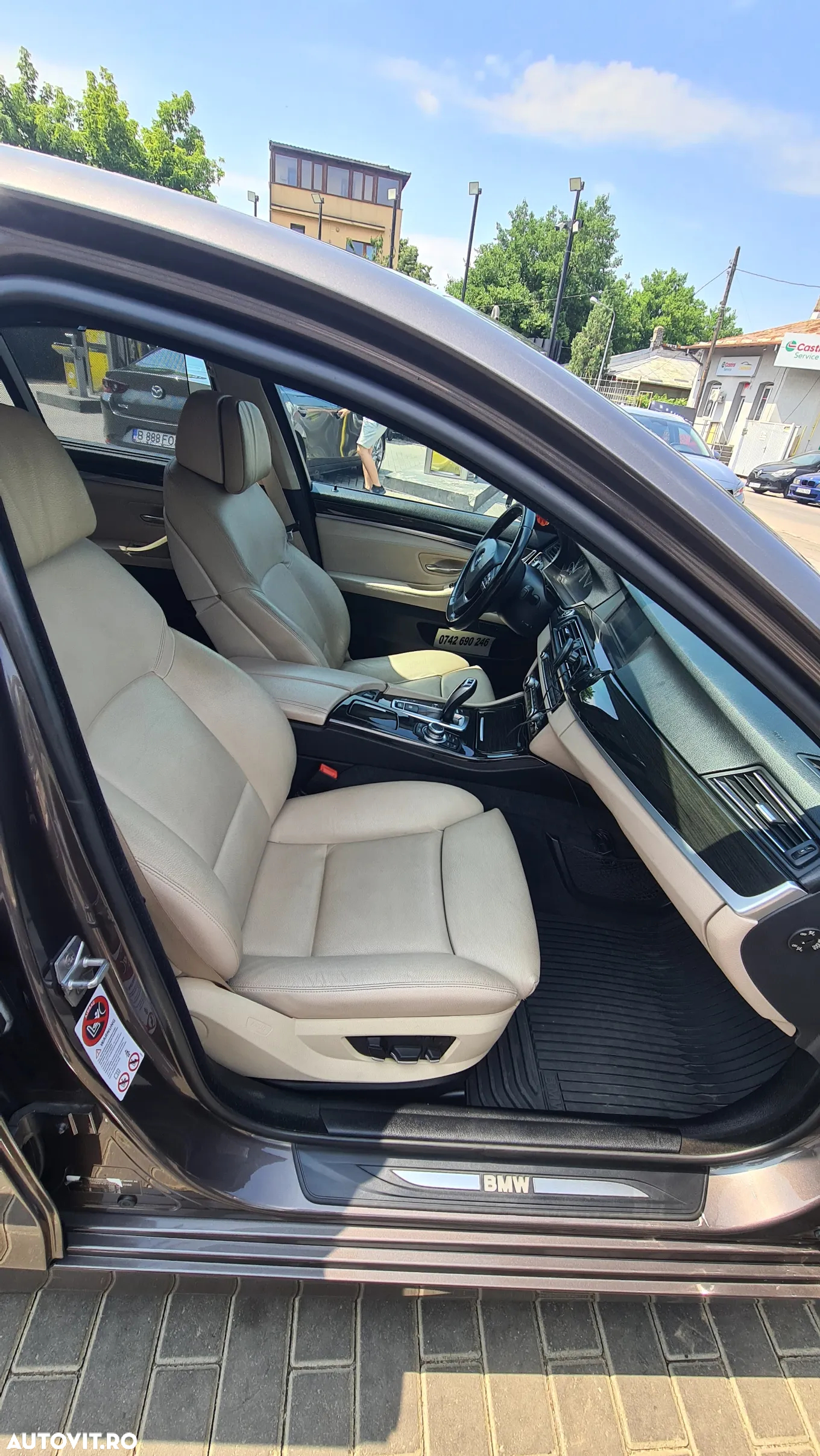 BMW Seria 5 530d xDrive - 23