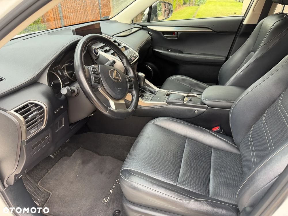 Lexus NX 300h Elegance Optimum AWD - 11