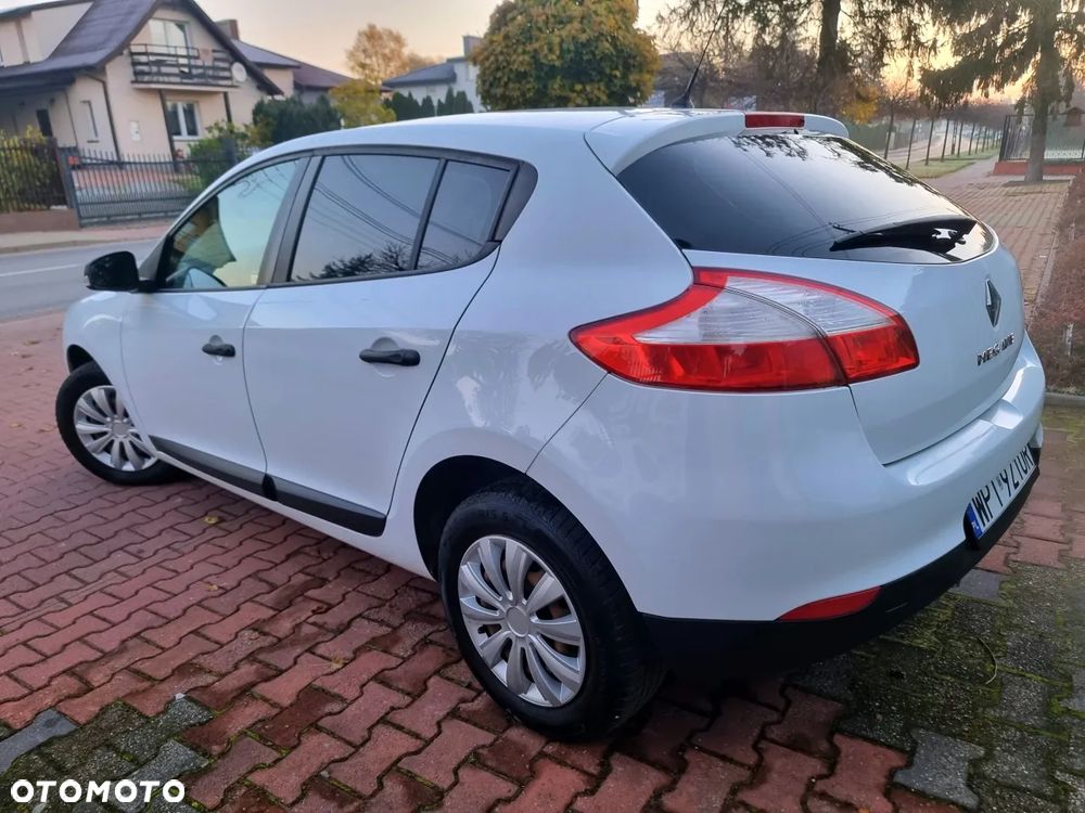 Renault Megane 1.6 16V Authentique - 4