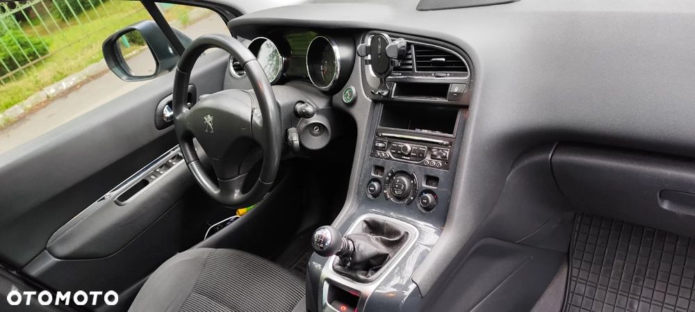 Peugeot 5008 2.0 BlueHDi Allure - 5