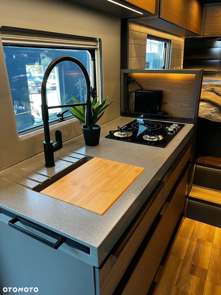 Niesmann-Bischoff Arto 78 - 25