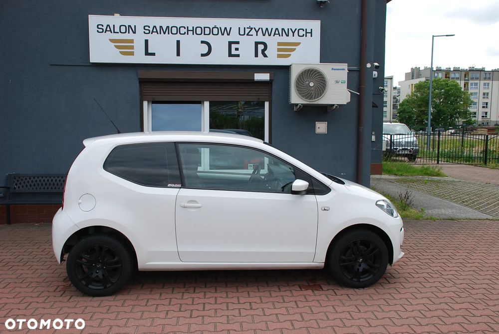 Volkswagen up! white - 6