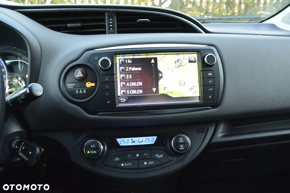 Toyota Yaris Hybrid 1.5 VVT-i Comfort - 12