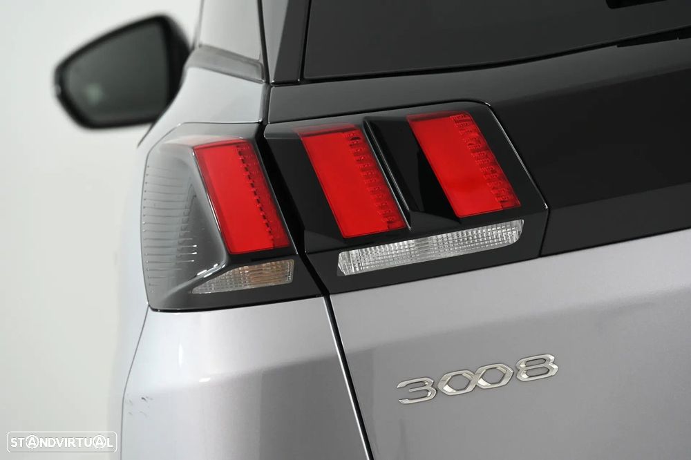 Peugeot 3008 1.2 PureTech Allure Pack EAT8 - 9