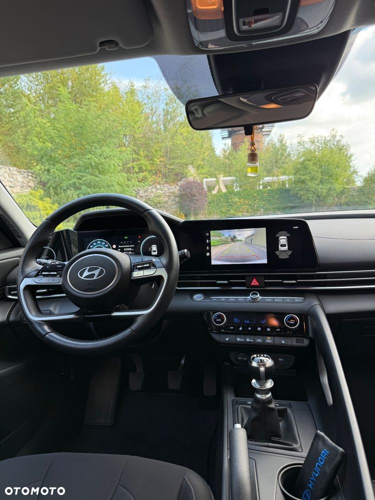 Hyundai Elantra 1.6 Smart - 31
