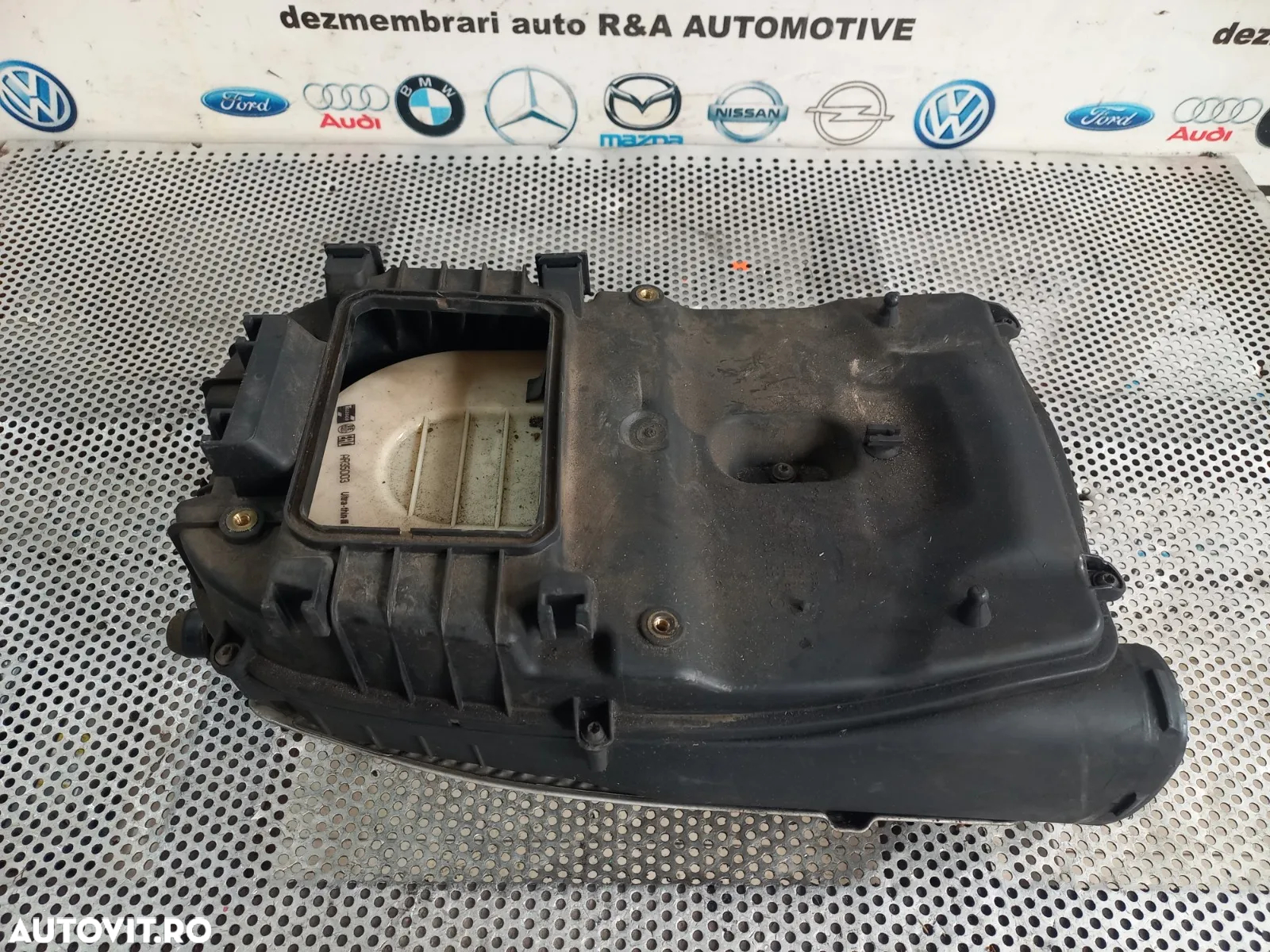 Carcasa Filtru Aer Mercedes C Class W204 S204 E Class W212 2.2 Cdi Euro 5 Motor 651 Cod A - Dezmemb - 7
