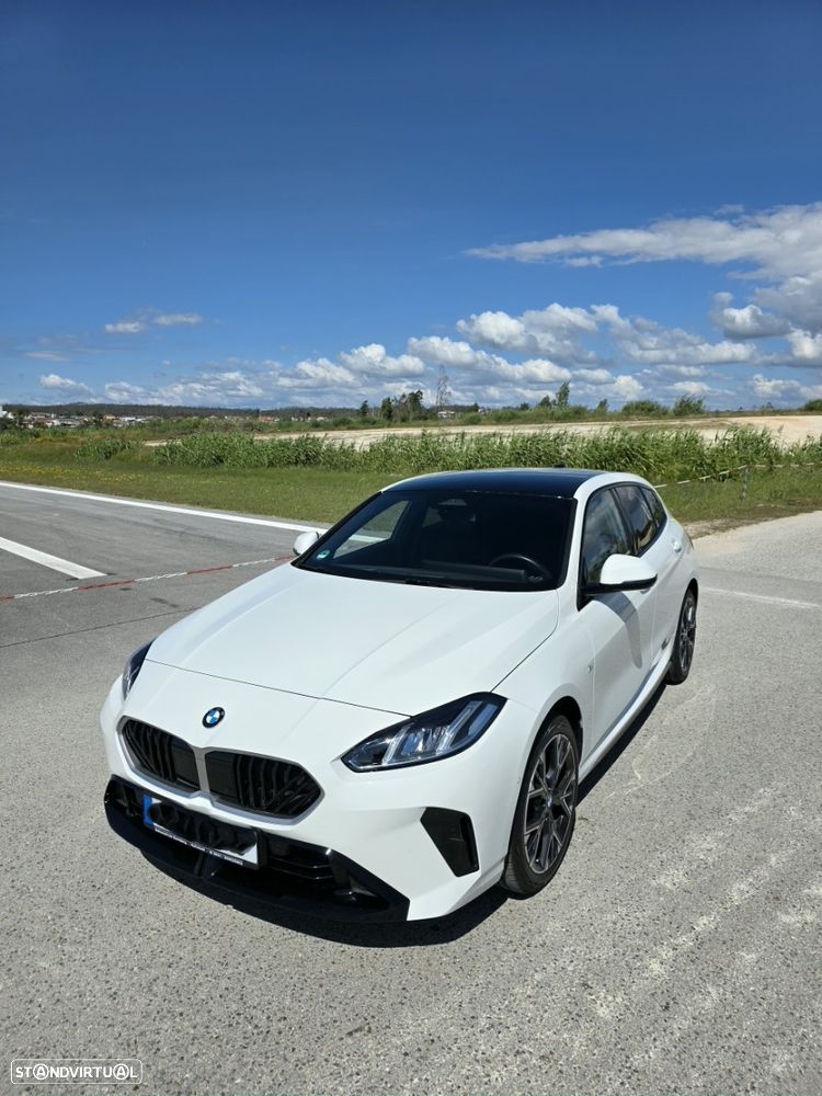 BMW 118 d Pack Desportivo M - 1