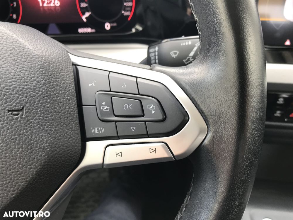 Volkswagen Golf 1.5 TSI ACT Life - 20