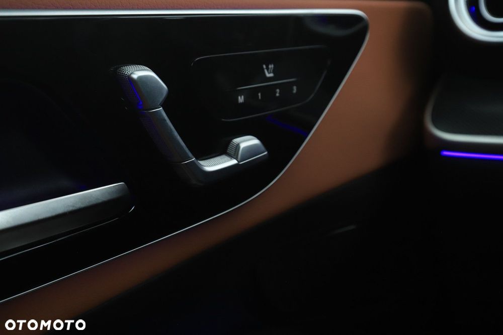 Mercedes-Benz GLC 2023