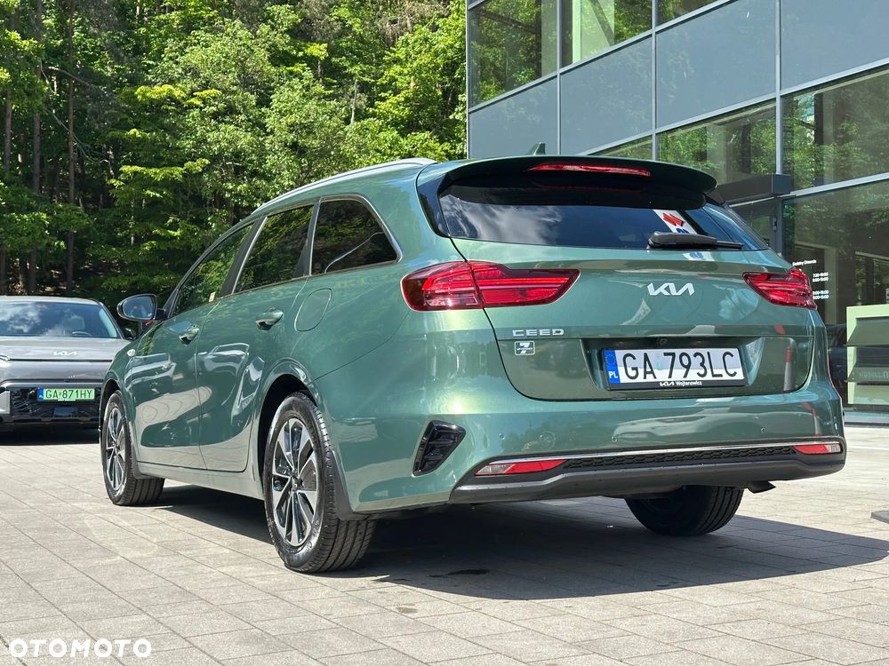 Kia Ceed 1.5 T-GDI M DCT - 10