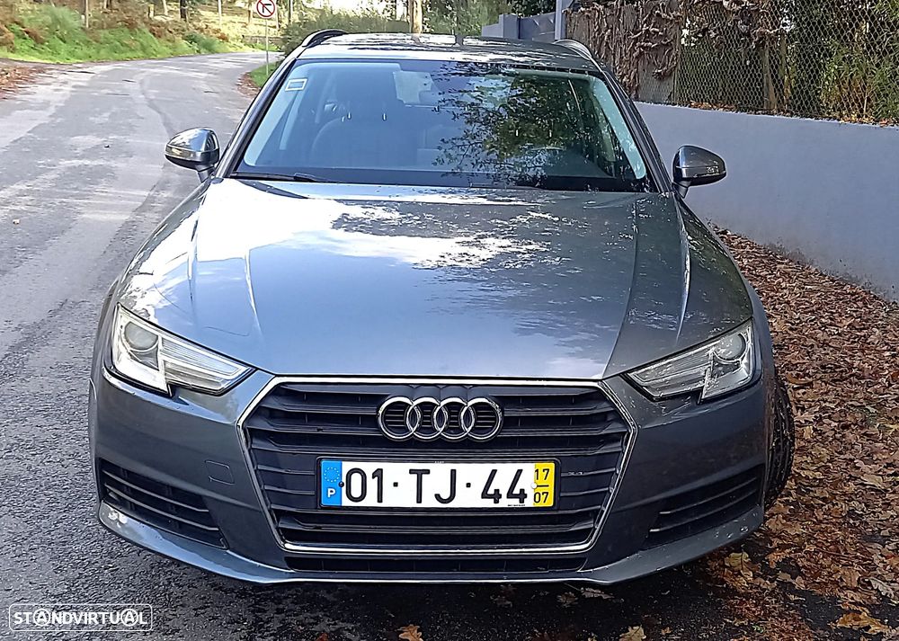 Audi A4 Avant 2.0 TDI Advance S tronic - 2