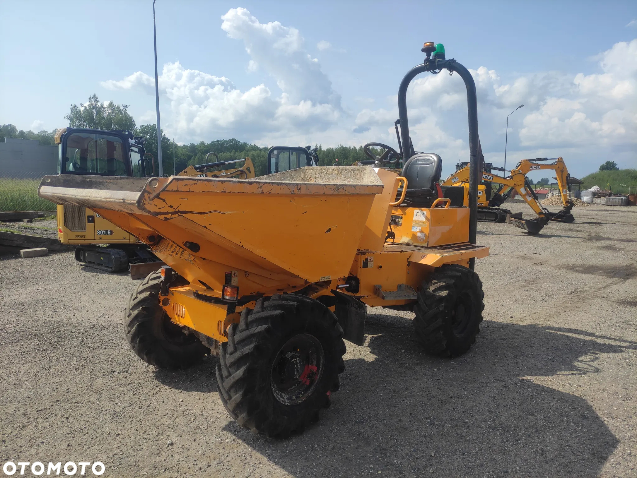Thwaites 573  3 tony obrotowe  Thwites 1 tona 2018r - 3