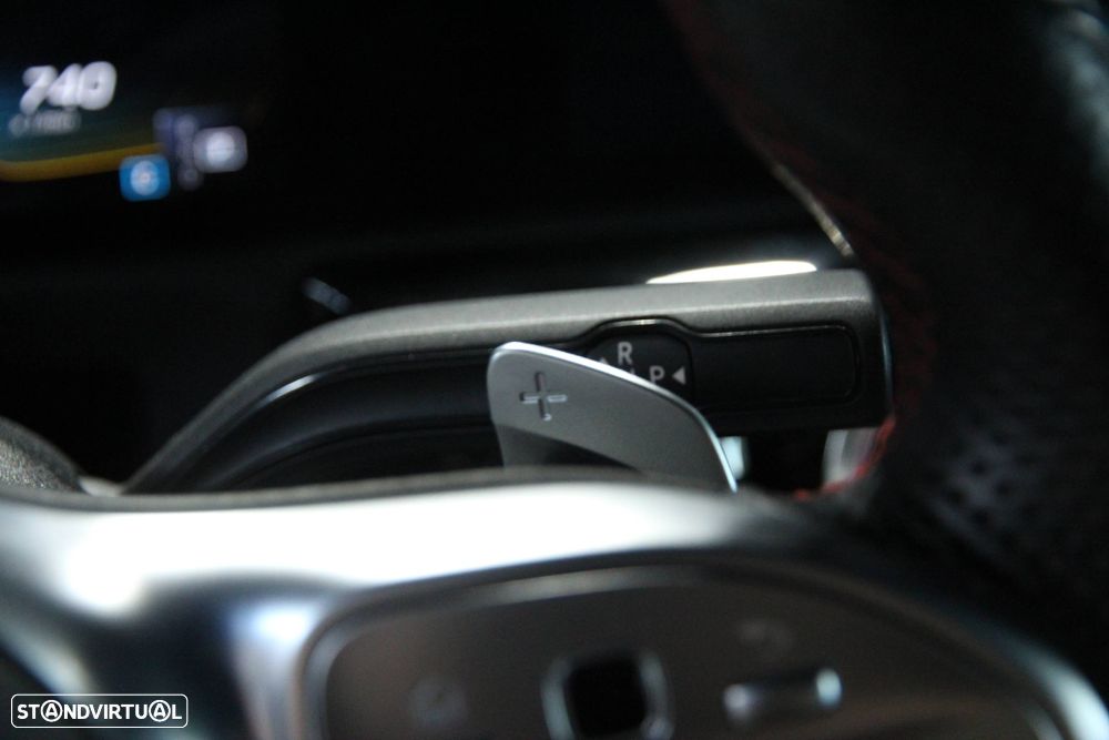 Mercedes-Benz A 35 AMG 4Matic Speedshift DCT 7G - 23