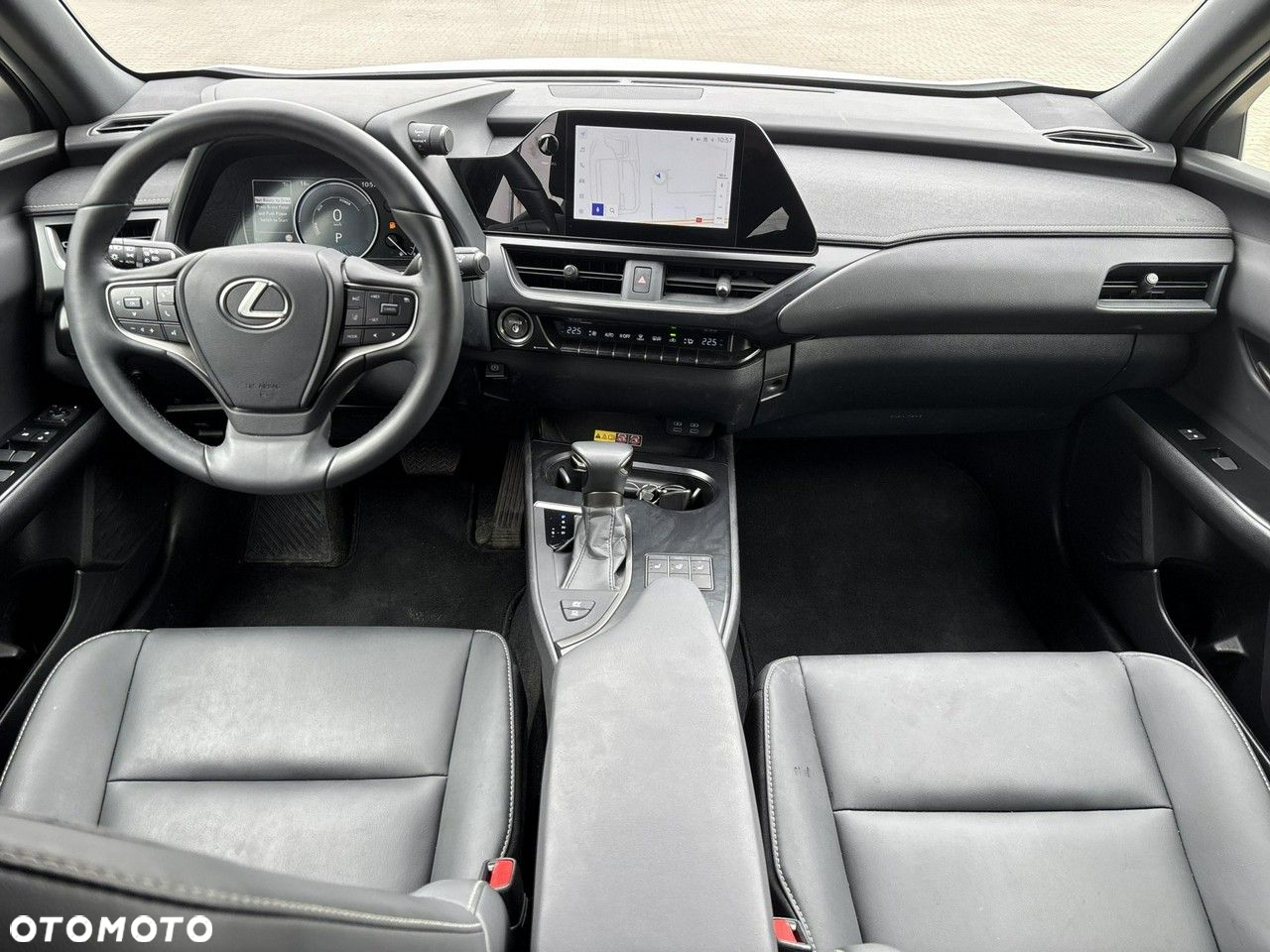 Lexus UX - 13