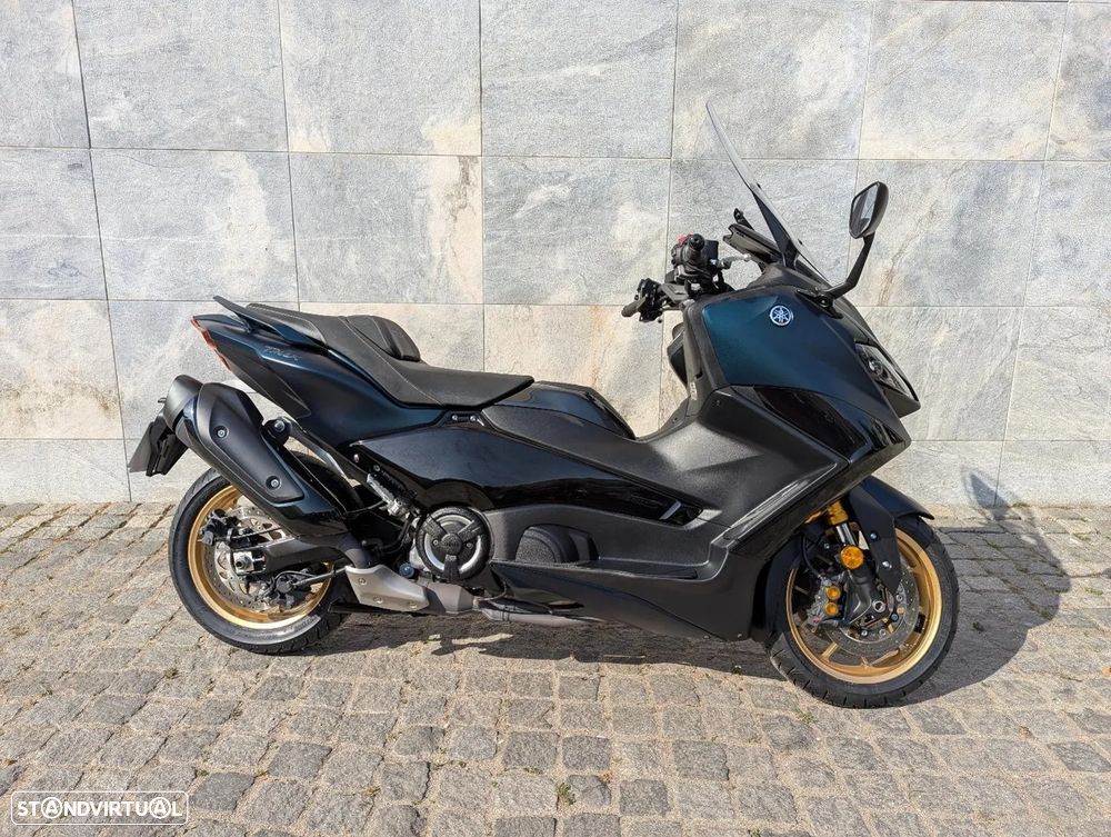 Yamaha TMAX Tech Max - 5