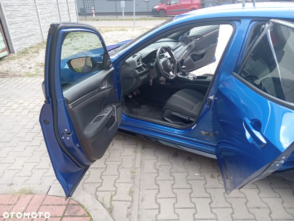 Honda Civic 1.0 T Comfort Sport Line - 25