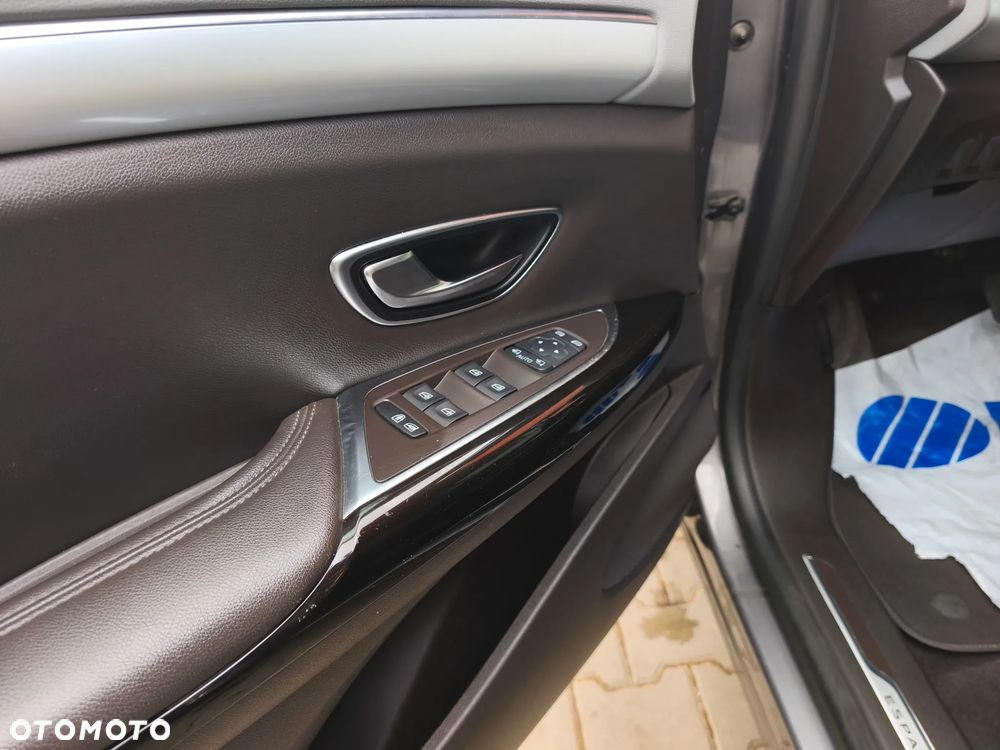 Renault Espace 1.6 dCi Energy Initiale Paris EDC - 11