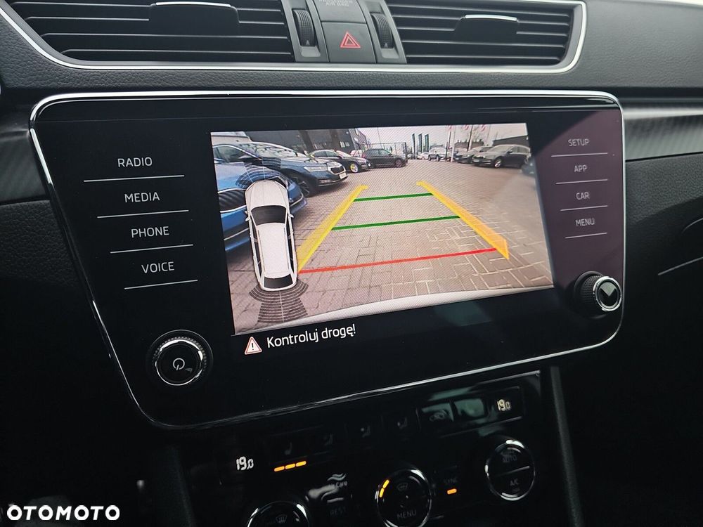 Skoda Superb 2.0 TDI SCR 4x4 Sportline DSG - 31