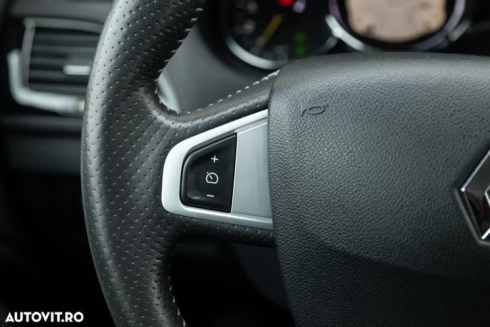 Renault Megane dCi 130 FAP BOSE Edition - 24