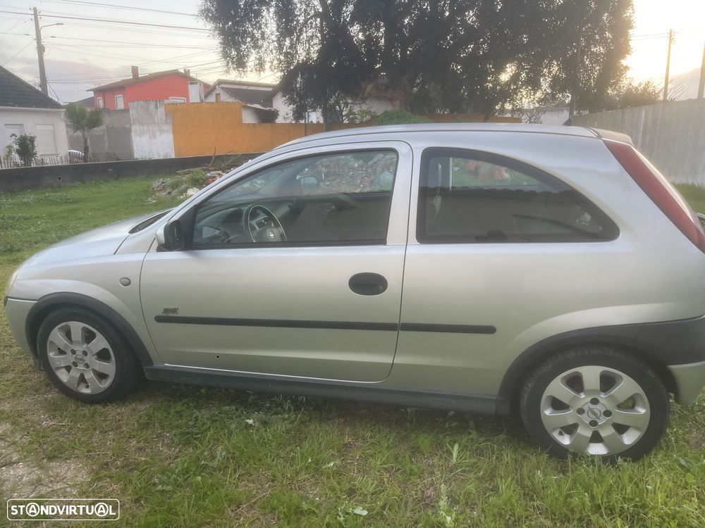 Opel Corsa 1.2 16V Sport - 4