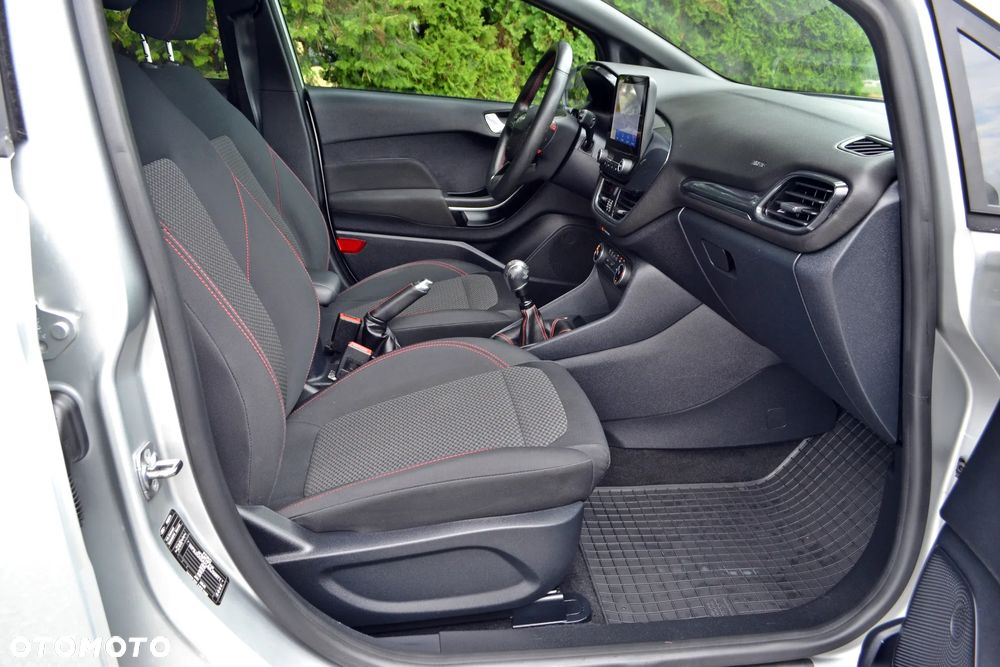 Ford Fiesta 1.0 EcoBoost S&S ST-LINE - 24