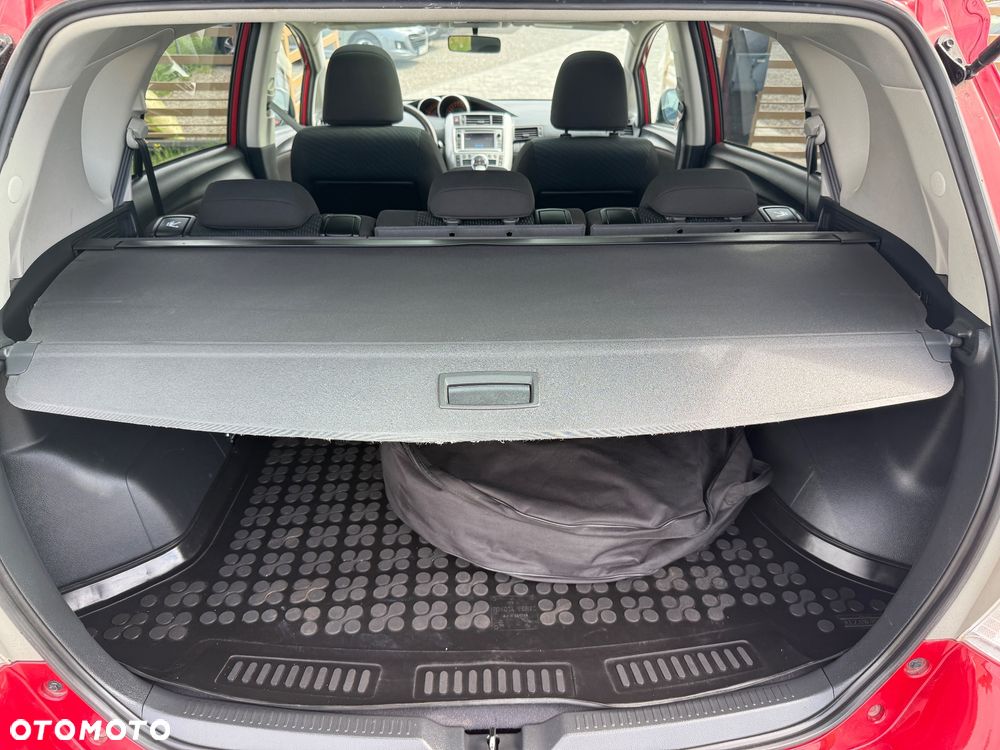 Toyota Verso 1.8 Prestige EU5 MS - 26