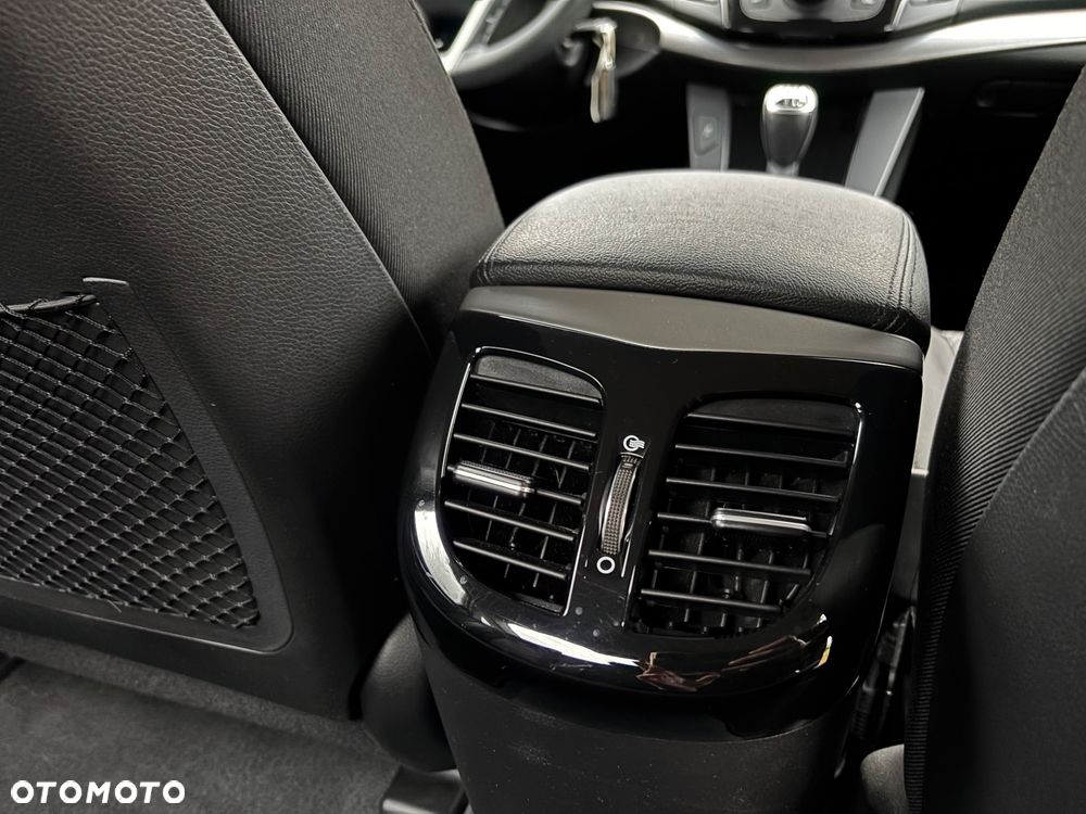 Hyundai i40 1.6 GDI Classic - 28