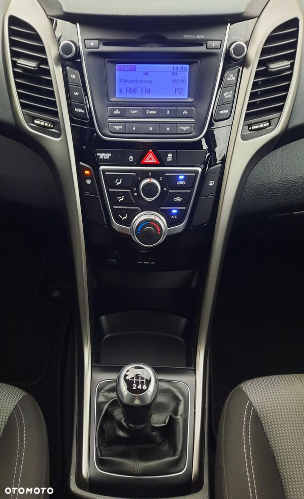 Hyundai i30 1.6 GDI Comfort - 8