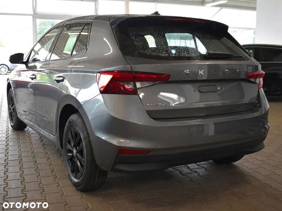 Skoda Fabia 1.0 TSI Drive - 2