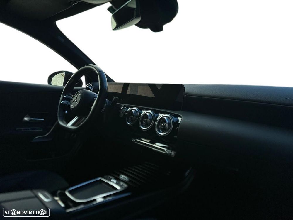 Mercedes-Benz A 250 e 8G-DCT Advanced AMG Line - 15
