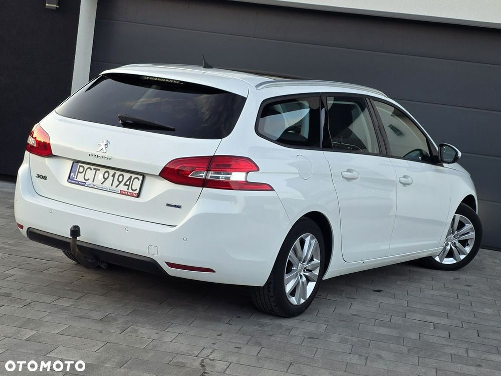 Peugeot 308 - 23