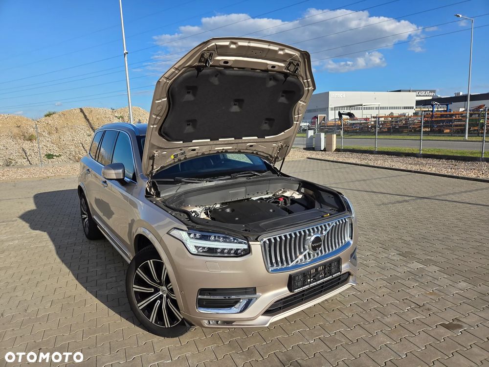 Volvo XC 90 B5 D AWD Plus Bright - 8