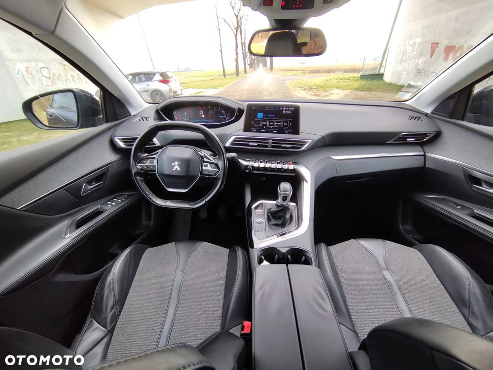 Peugeot 5008 HDI 150 Allure - 10