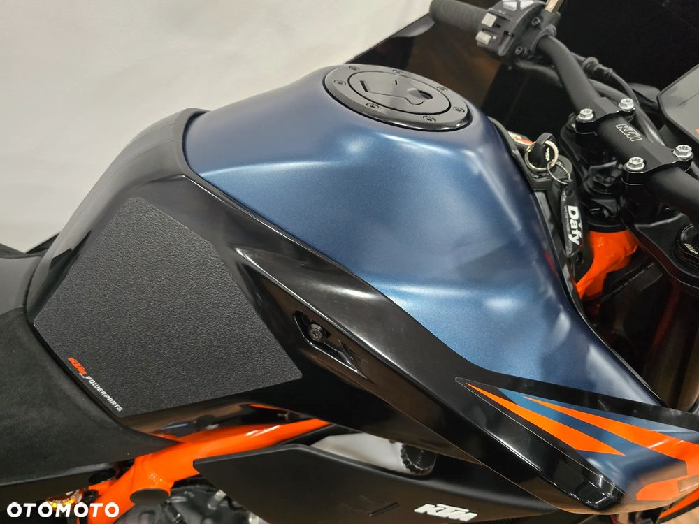 KTM Duke - 16