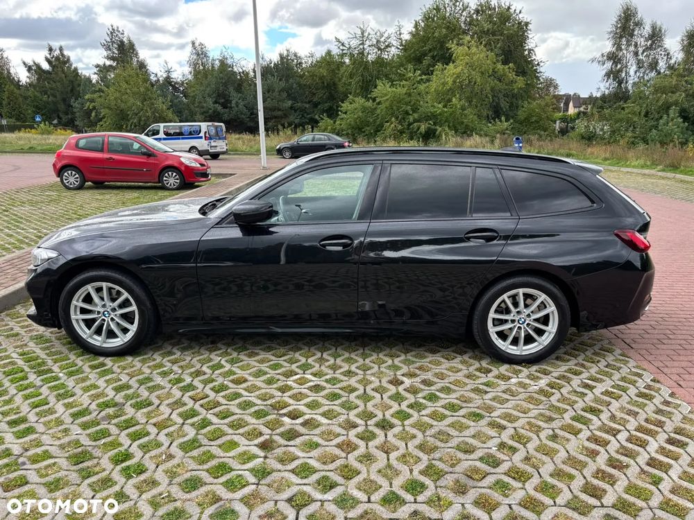 BMW Seria 3 320d xDrive - 4