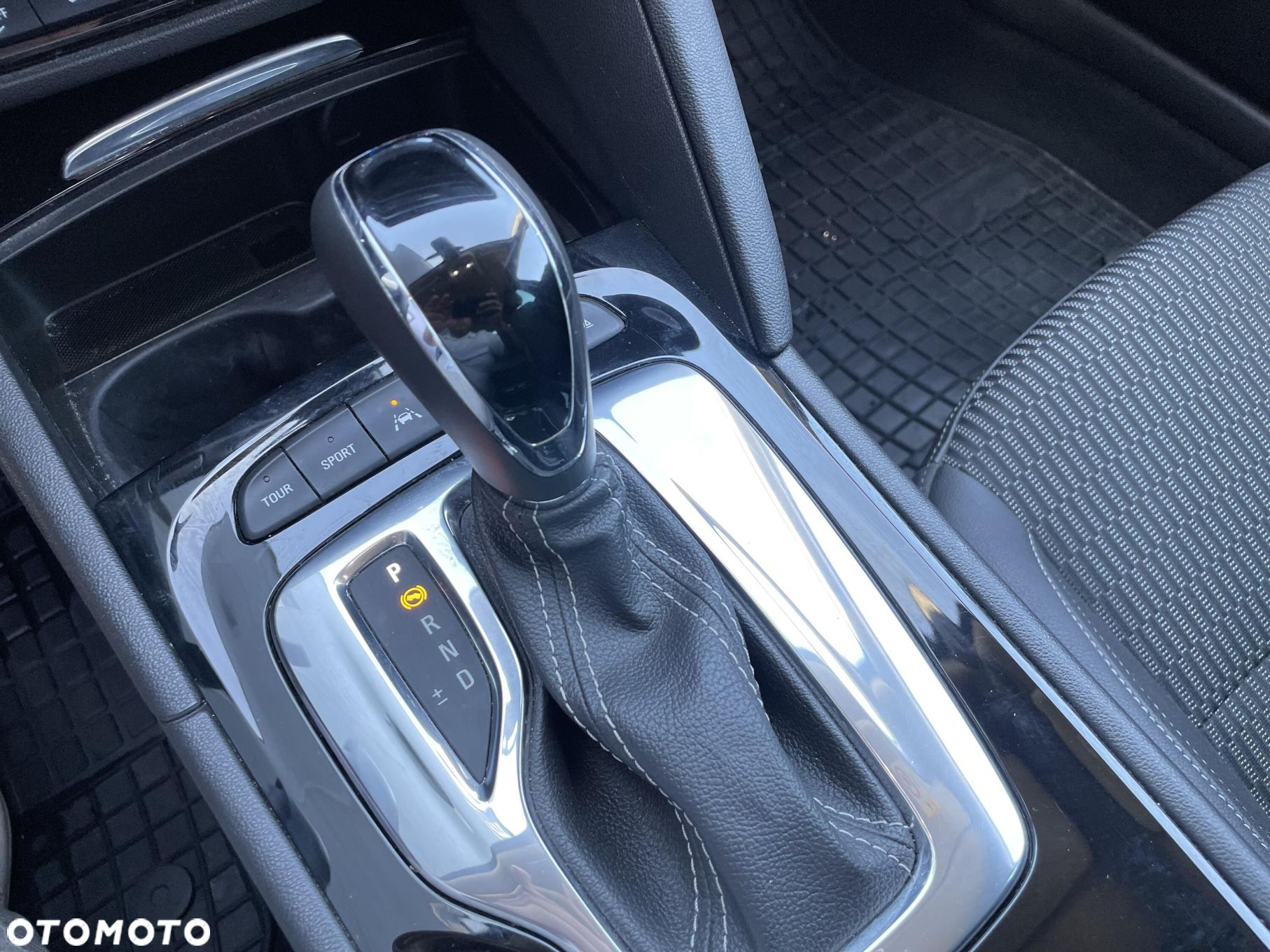 Opel Insignia 1.6 T Innovation S&S - 15