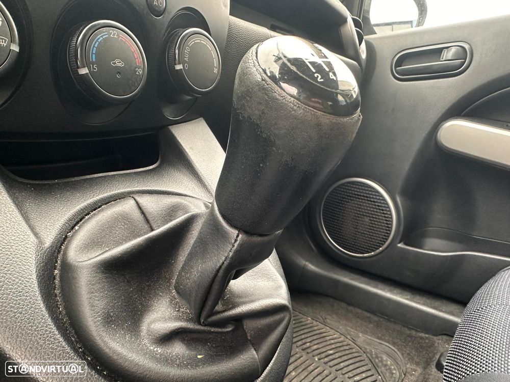 MAZDA 2 Hatchback (DE, DH) 1.3 Gasolina 86 cv  63 kW 2007 - 2015 ZJ46 para peças - 14