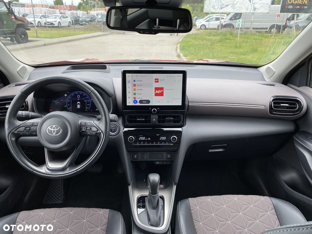 Toyota Yaris Cross Hybrid 1.5 Executive - 12