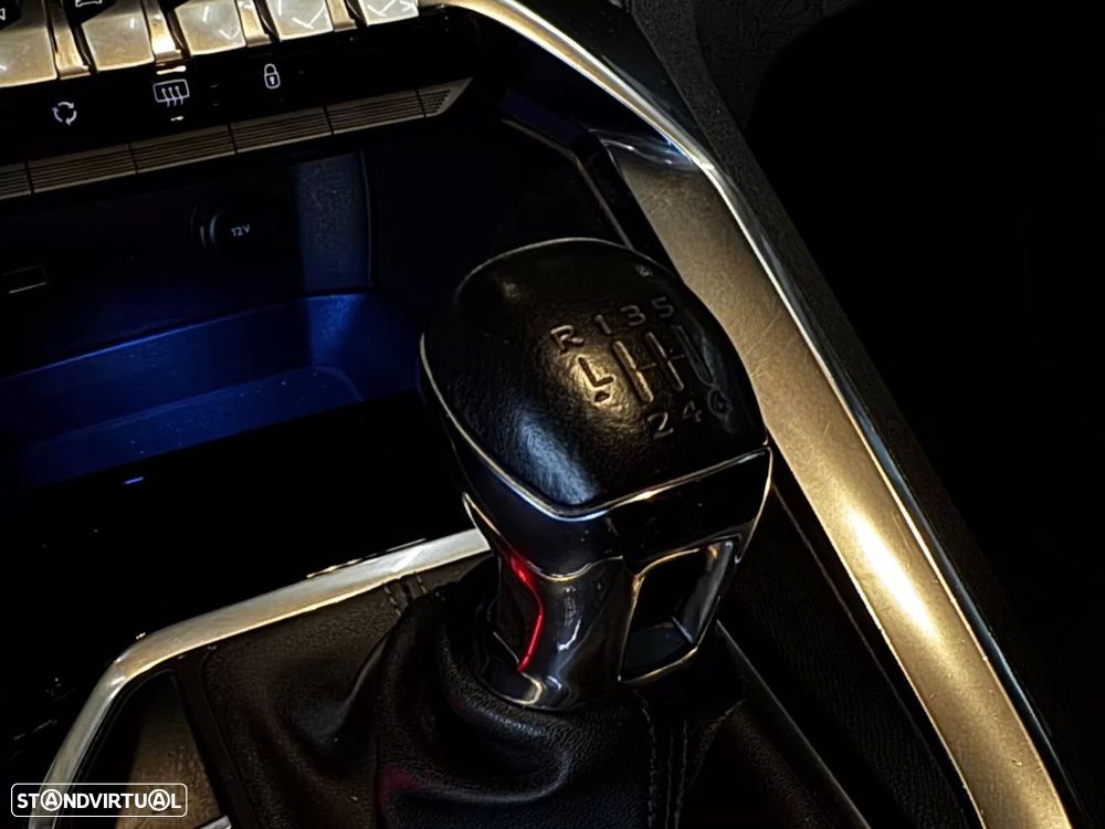 Peugeot 3008 1.5 BlueHDi Active Pack - 29