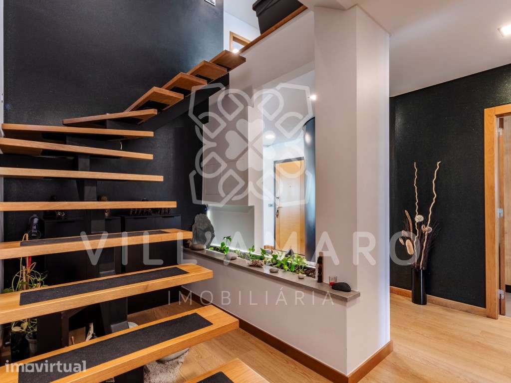 Apartamento T4 Duplex | Condomínio Fechado | São Pedro da Cadeira - Grande imagem: 4/60