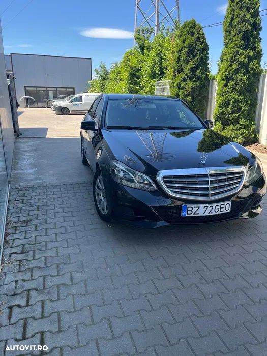 Mercedes-Benz E 200 BlueTEC 7G-TRONIC - 2