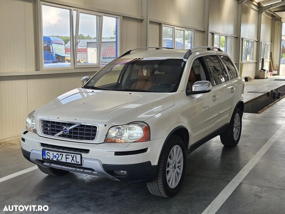 Volvo XC 90 - 1