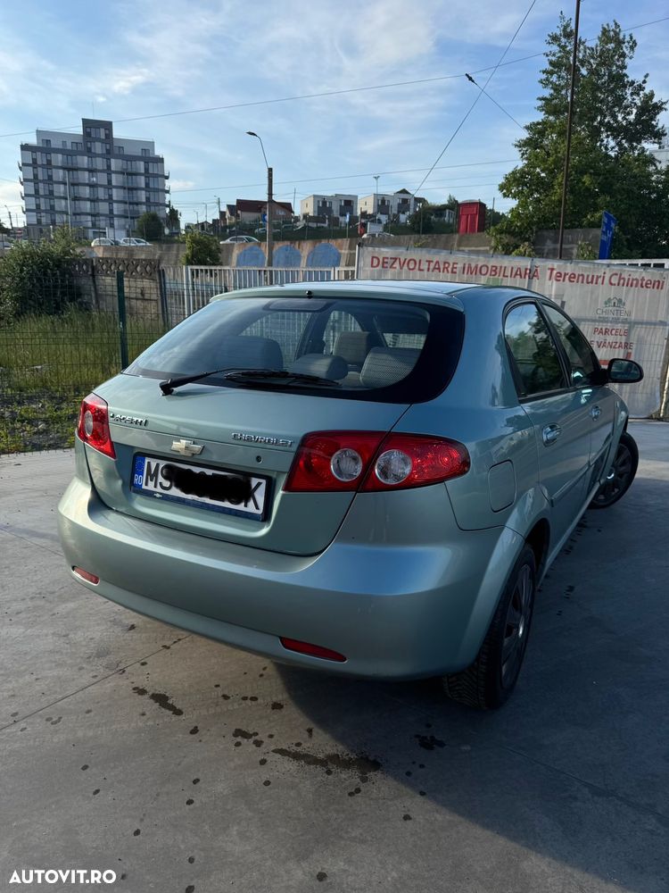 Chevrolet Lacetti - 5