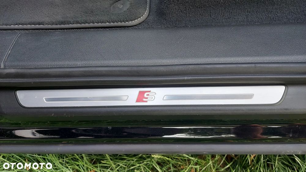 Audi Q7 55 TFSI quattro tiptronic S line - 33