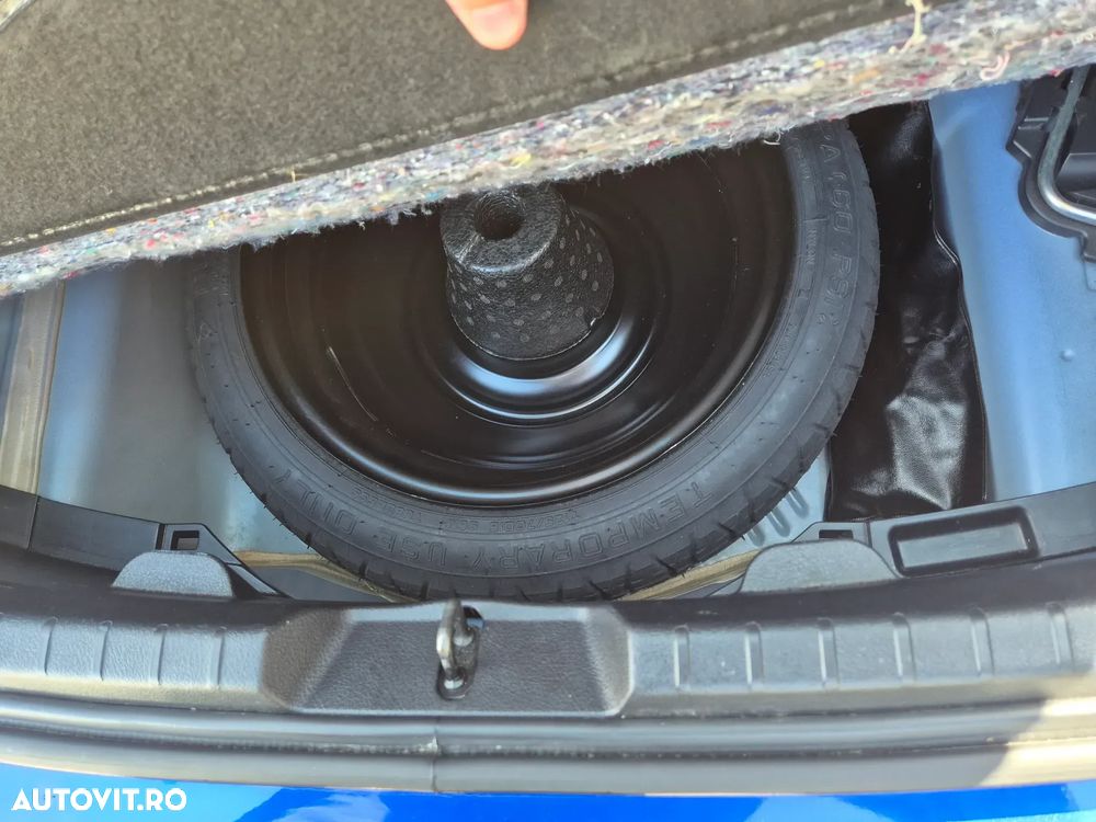 Toyota Yaris 1.5 VVT-i HSD Luna - 29