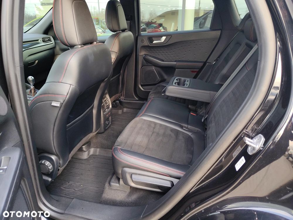 Ford Kuga 1.5 EcoBoost FWD ST-Line ASS MMT6 - 31