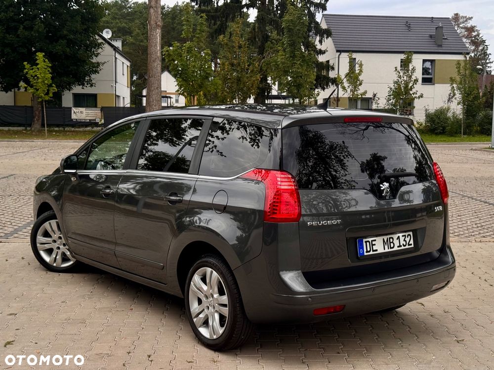 Peugeot 5008 HDI FAP 115 Family - 23