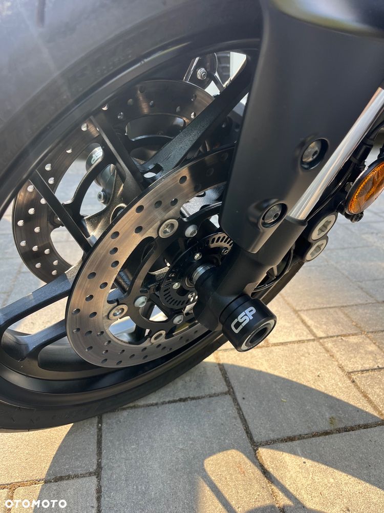 Yamaha MT - 13