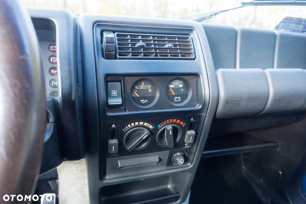 Renault 5 - 30