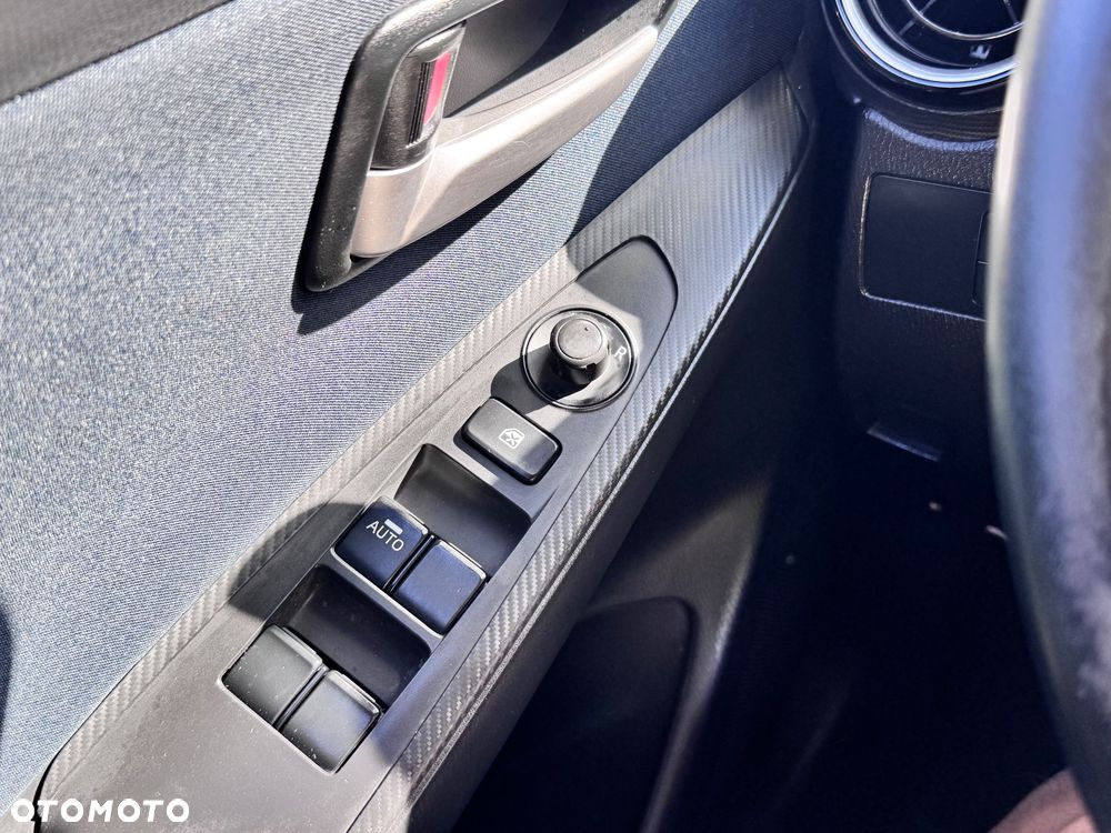 Mazda 2 SKYACTIV-G 75 Center-Line - 17